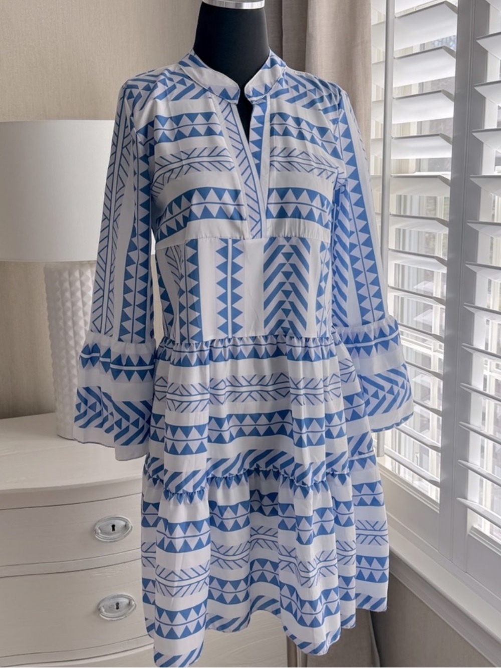 Arthur Jane Claire Blue White Aztec Print Tiered Dress, Size Large NEW - Picture 2 of 4